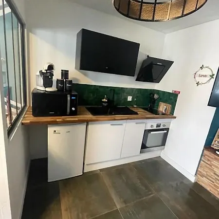 Bulle D'evasion Nocleg ze śniadaniem *